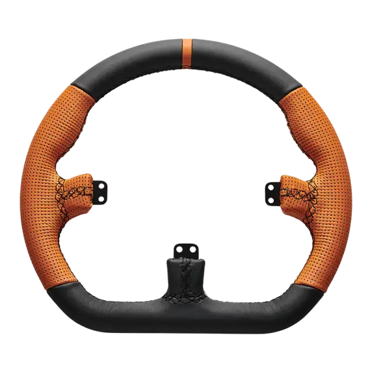 Een sportief stuurwiel met oranje perforatie en zwarte randen, voorzien van een centrale bevestigingsplaat. Geschikt voor racegames en gaming-stuurwiel toepassingen.