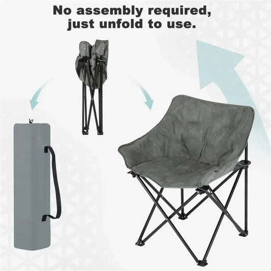 Grijs vouwstoel met stoffen bekleding en zwart metalen frame, uitgerust met opbergzak voor kamperen en buitenactiviteiten.