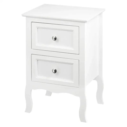 Een zwart nachtkastje met twee laden en goudkleurige knoppen, voorzien van elegante, gebogen poten. Geschikt als nachtkastje voor een slaapkamer of als decoratief meubelstuk.