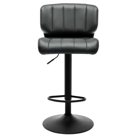 Zwarte, gepolsterde barstoelen met verstelbare hoogte en draaibare voet, geschikt voor moderne keukens of bars. Comfortabele zitting met stijlvolle ritsdetails en stevige metalen onderstel.