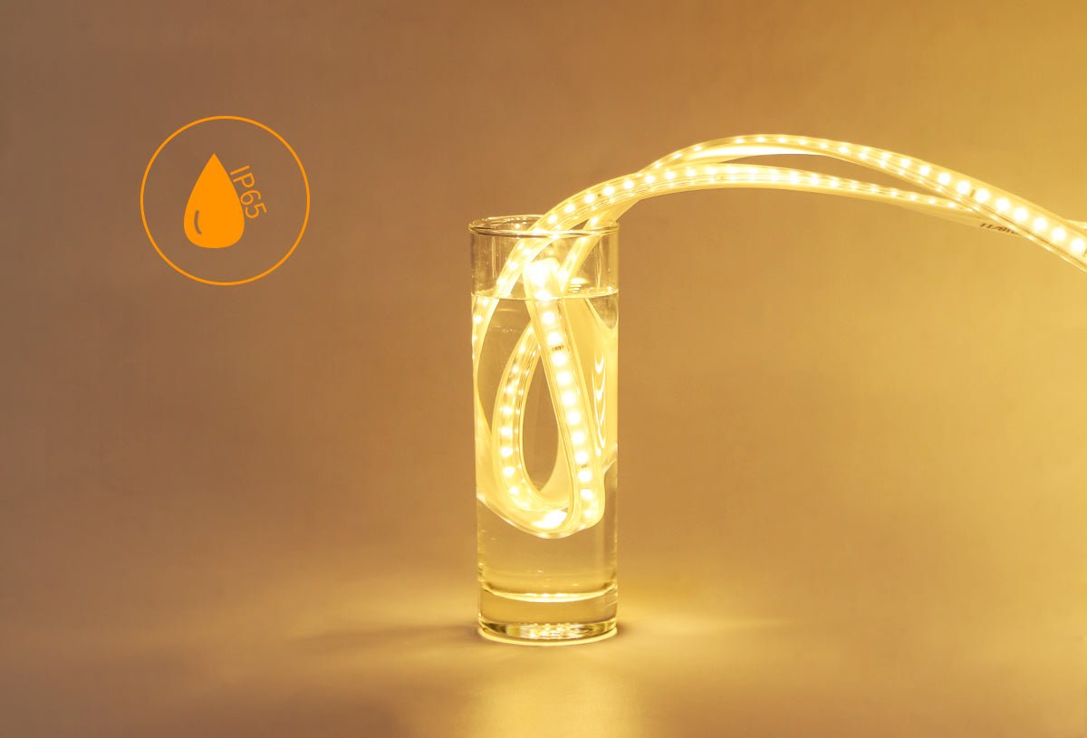 Lichtslang plat Warmwit PER METER | 120 LEDs/m | Inkortbaar | 3000K IP65 | Zonder Stekker