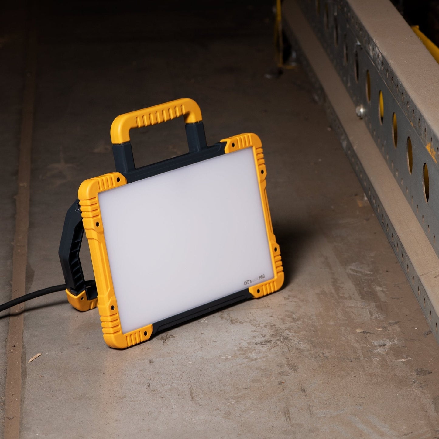 LED's Light Draadloze LED Zwaailamp op Batterijen - 9 standen - Magnetisch & Waterdicht - Blauw