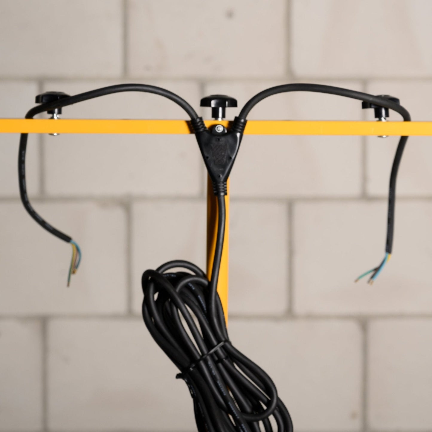 Universele buitenkabel 3-aderig met 2 uiteinden - 5 meter lang - EU plug - IP44 spatwaterdicht - H07RN-F 3G1.0 mm²