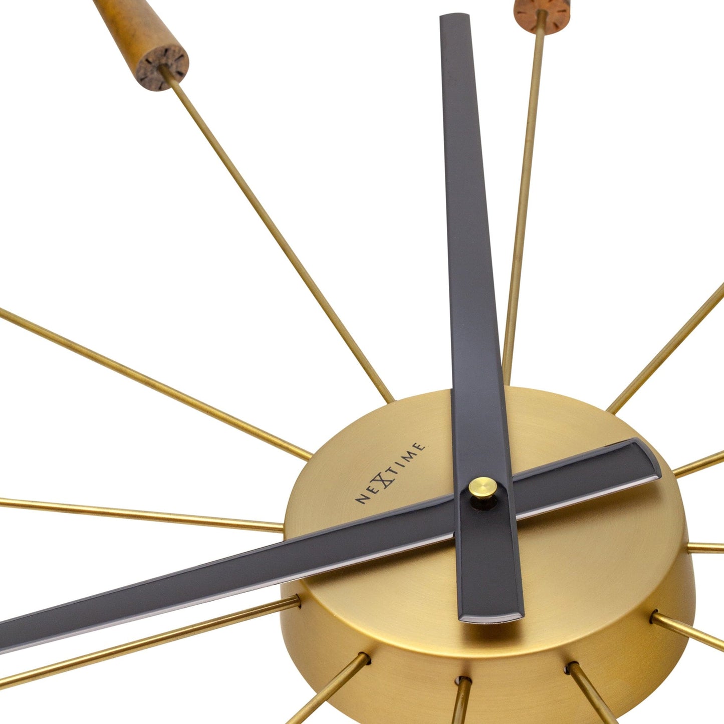 NeXtime Plug Inn Wandklok - Stille loop en uniek design - 58cm