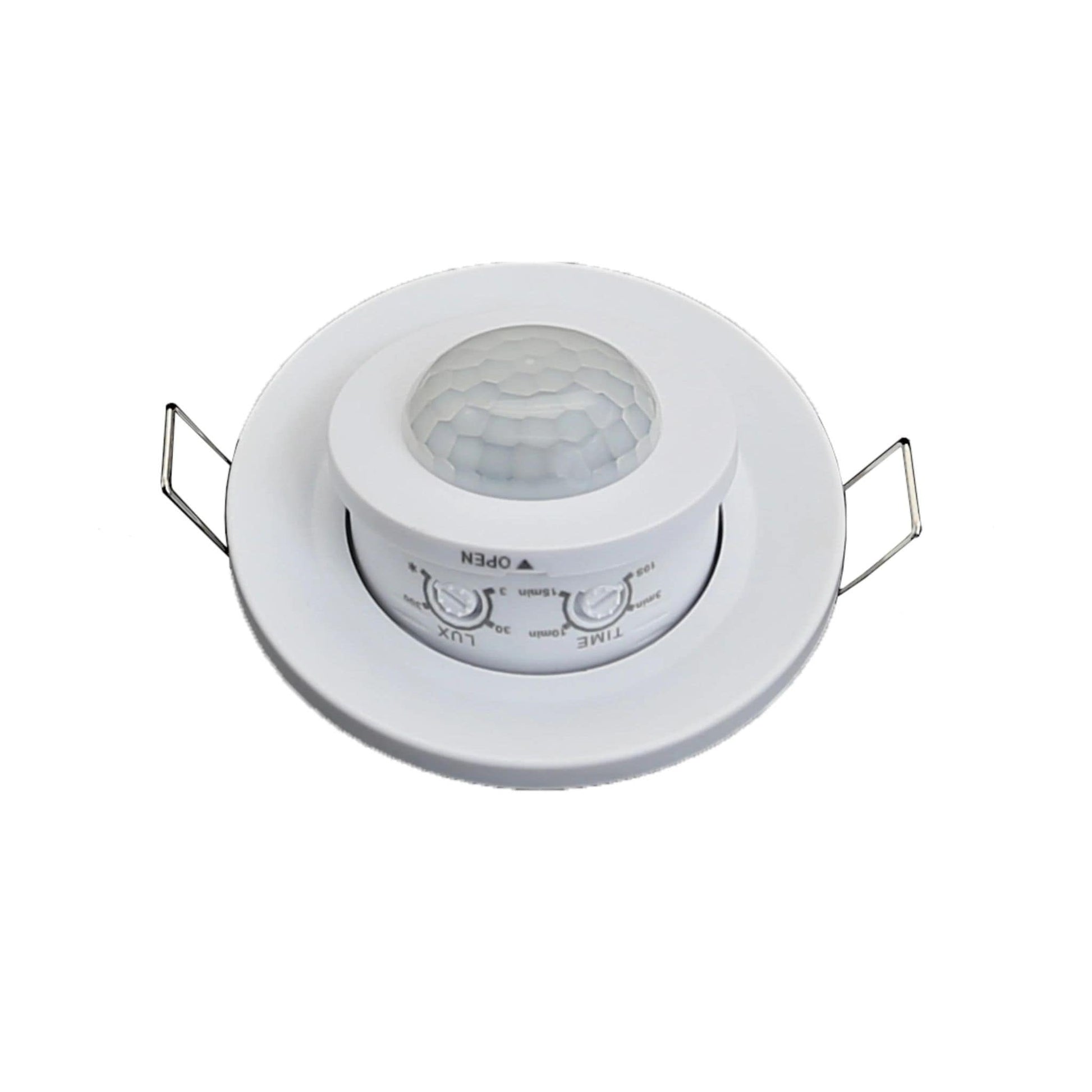 Een witte, ronde bewegingssensor met een facettenstructuur en twee instelbare knoppen voor lux- en tijdsinstelling, voor gebruik in verlichtingssystemen en veiligheidsapparatuur.