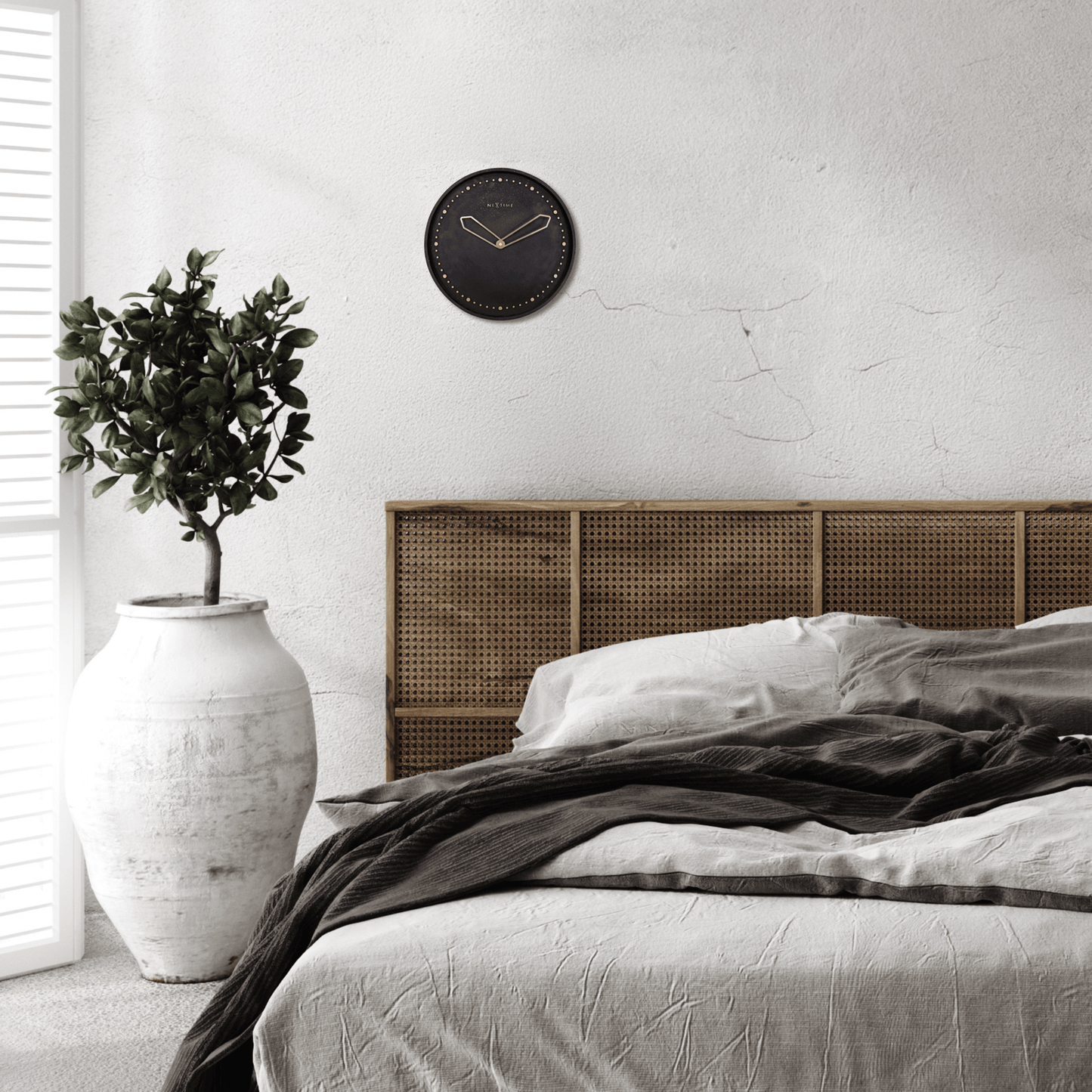 NeXtime Cross Wandklok - Modern Design - 35 cm