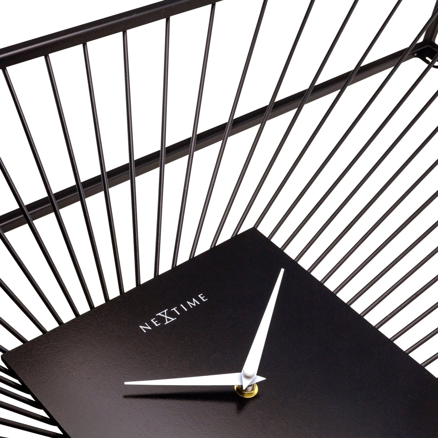 NeXtime Vasco - Stille Design Wandklok - Zwart Metaal