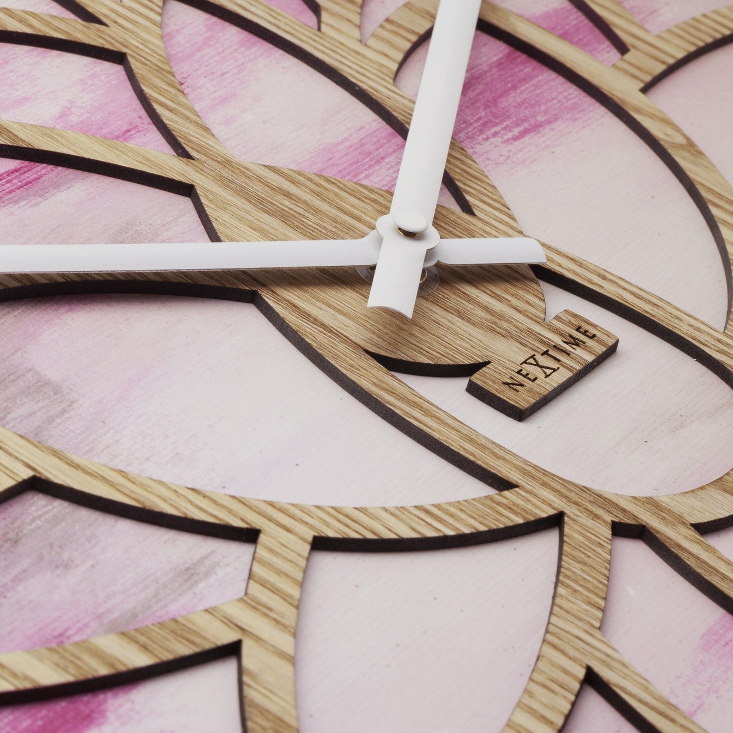 NeXtime Lotus - Stille wandklok met lotuspatroon - 40cm Roze Hout