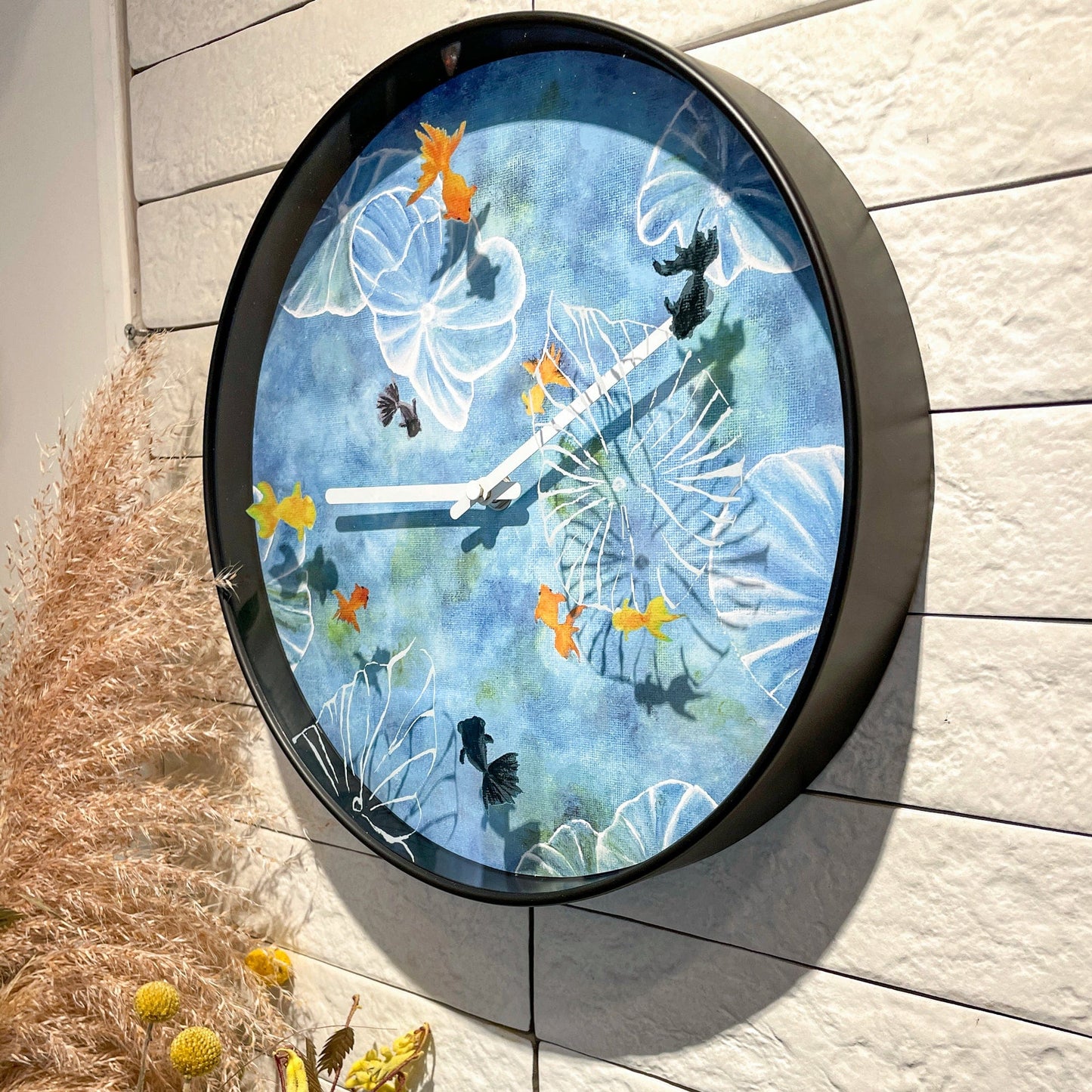 NeXtime Pond - Artistiek waterlandschap - Blauwe wandklok 30cm