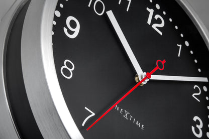NeXtime 'Double' - Dubbelzijdige Wandklok - Aluminium