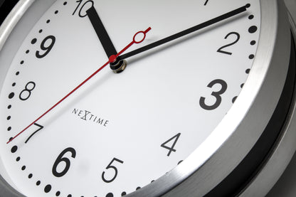 NeXtime 'Double' - Dubbelzijdige Wandklok - Aluminium
