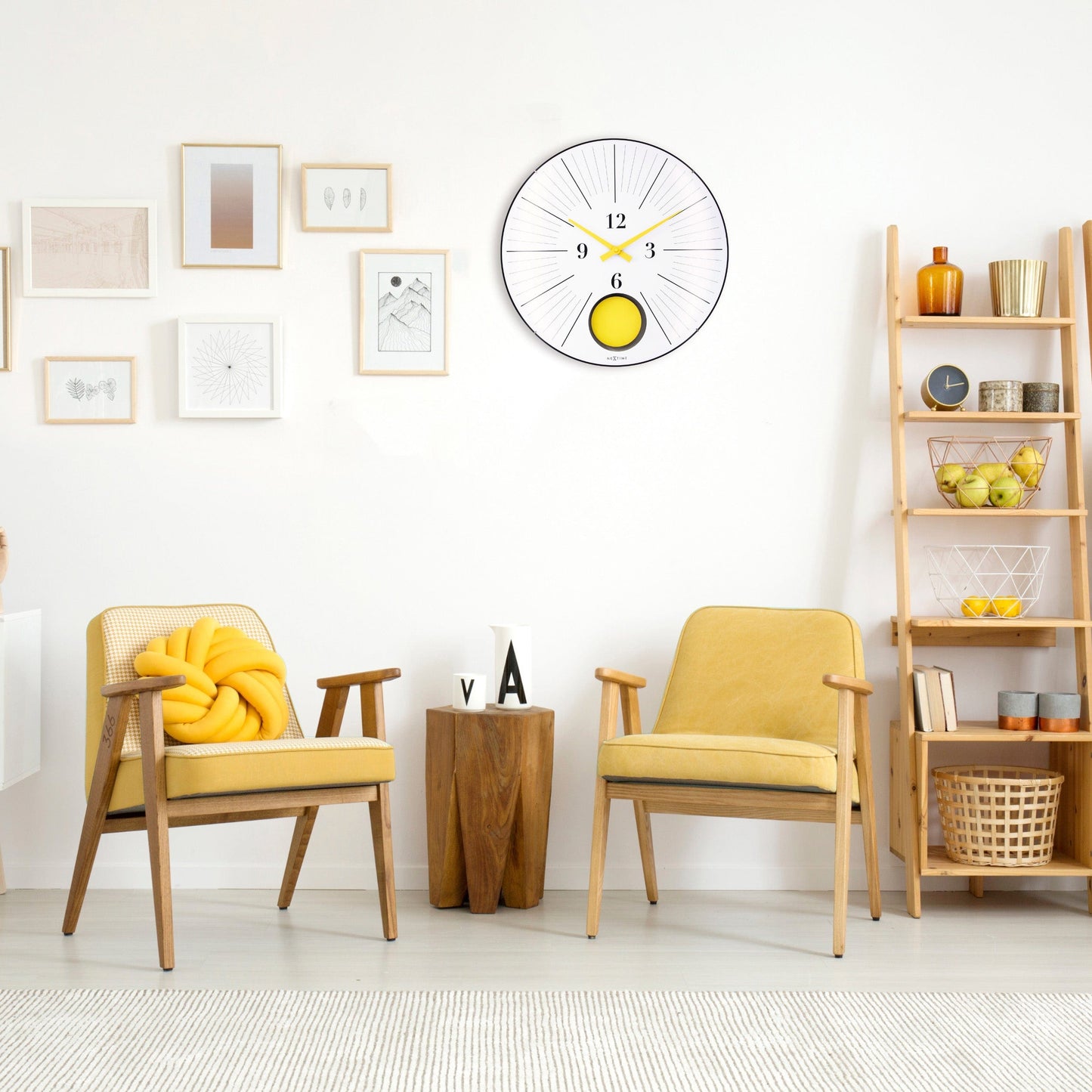 NeXtime Duomo 50 Pendulum - Moderne Wandklok met Slinger - 50 cm