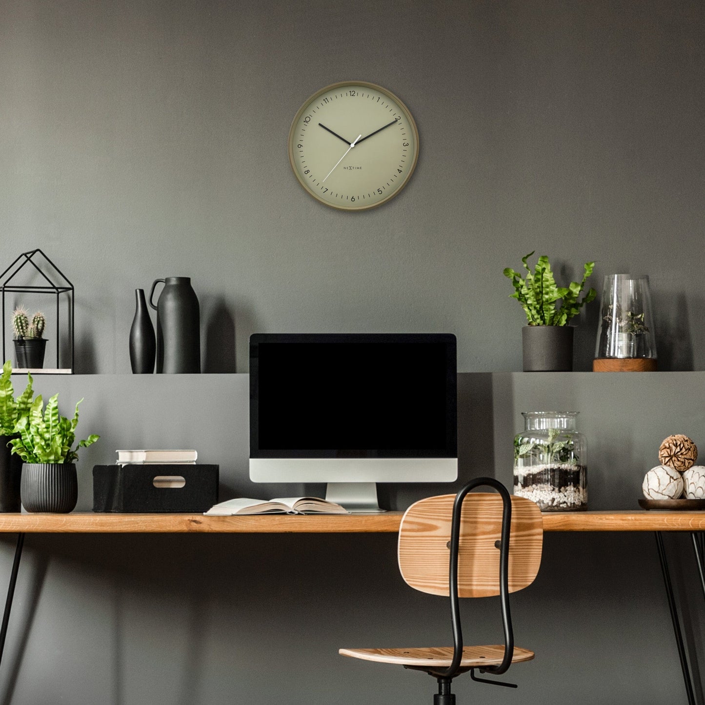 NeXtime Berlin L - Stille Wandklok - 40cm Metaal
