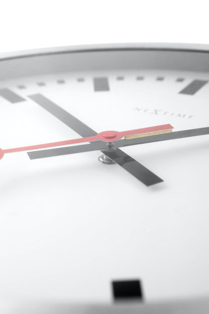 NeXtime Station Stripe - Stille wand- en tafelklok - Aluminium