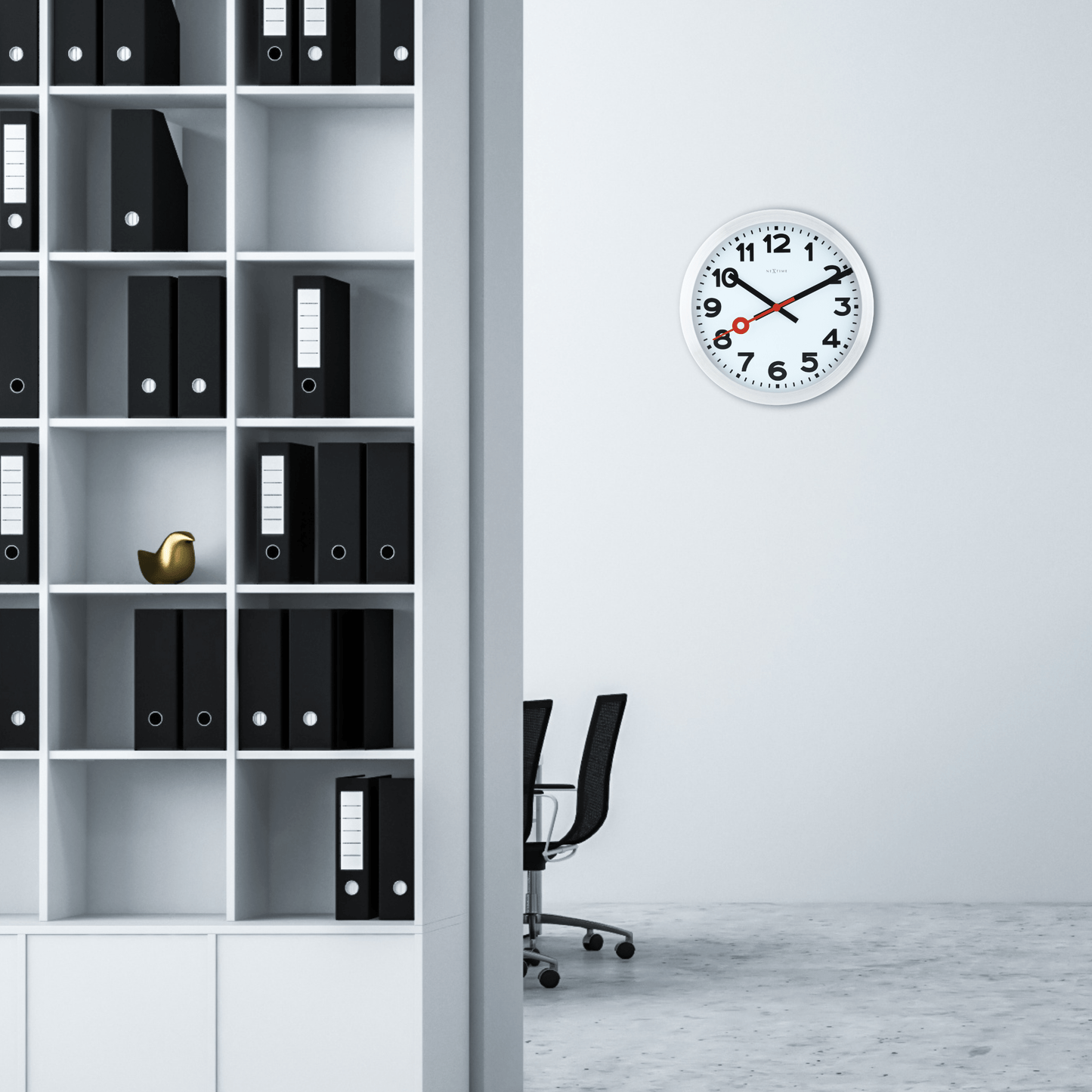 Comnox - Station Numbers - Wandklok met stille beweging – Comfort, Stilte – Aluminium – Witte – Ø19 cm – tijdsliefde