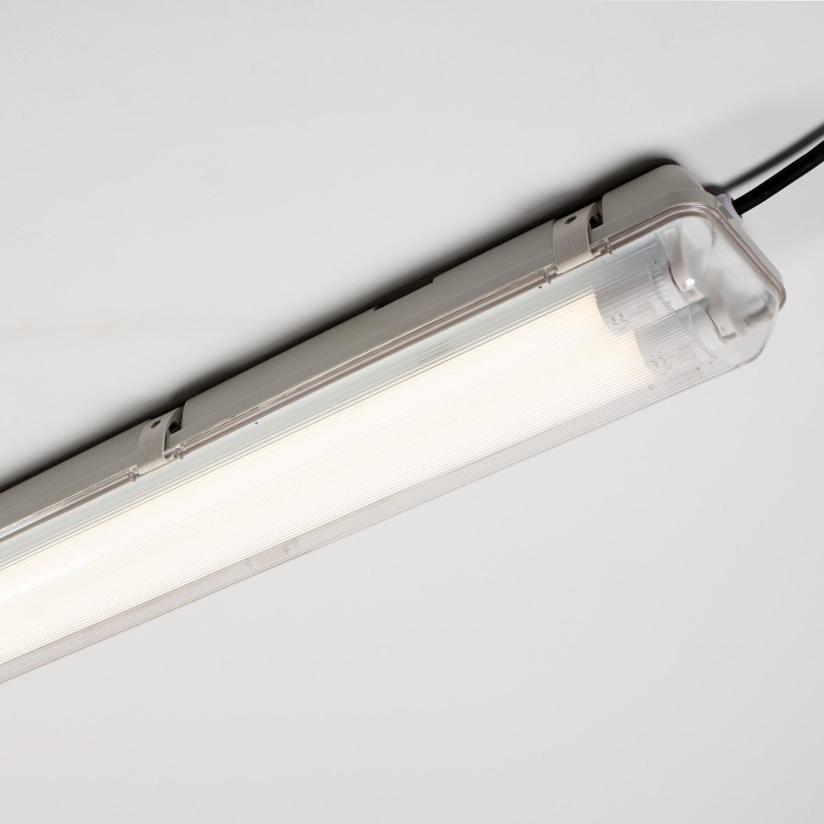 Proventa LED TL Armatuur - Slimme Verlichting met Sensor - 120cm Waterdicht