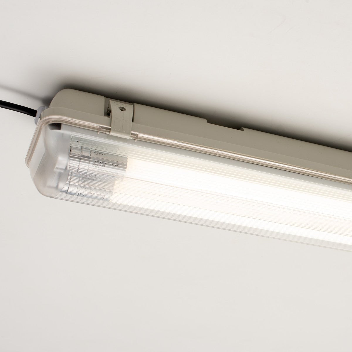 Comnox - LED's Light - Buitenverlichting met Bewegingssensor - Energiezuinig - Waterdicht - 120cm - 4000K