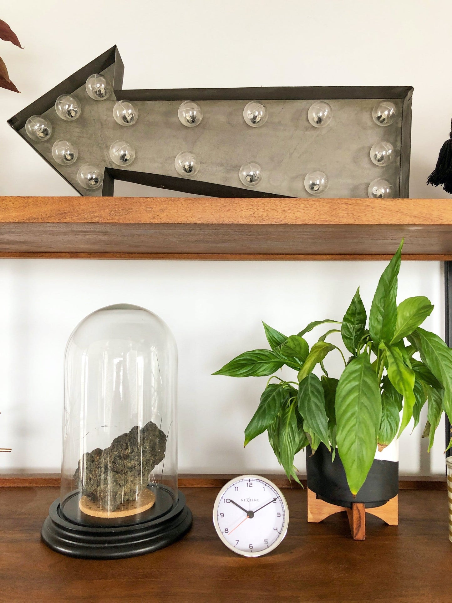 NeXtime Company Alarm - Stil en modern design - Metaal