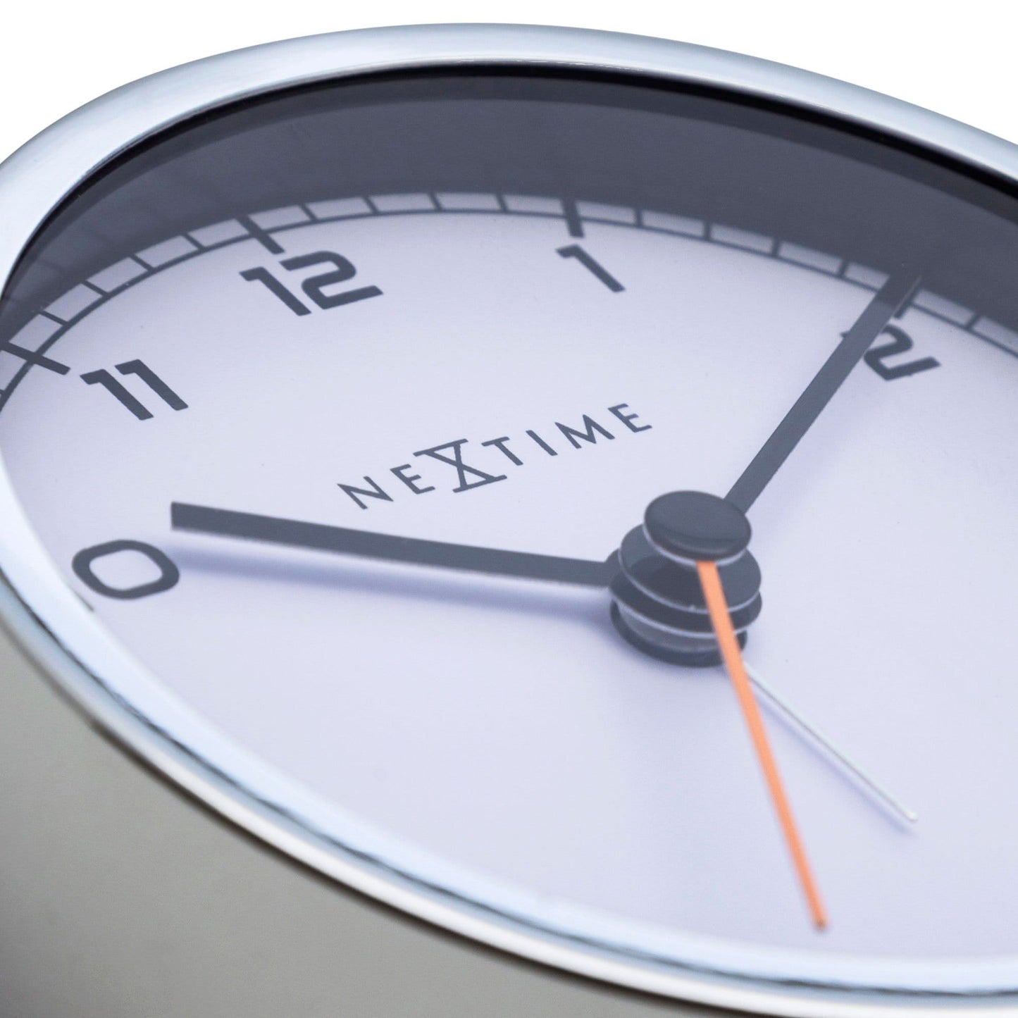 NeXtime Company Alarm - Stil en modern design - Metaal