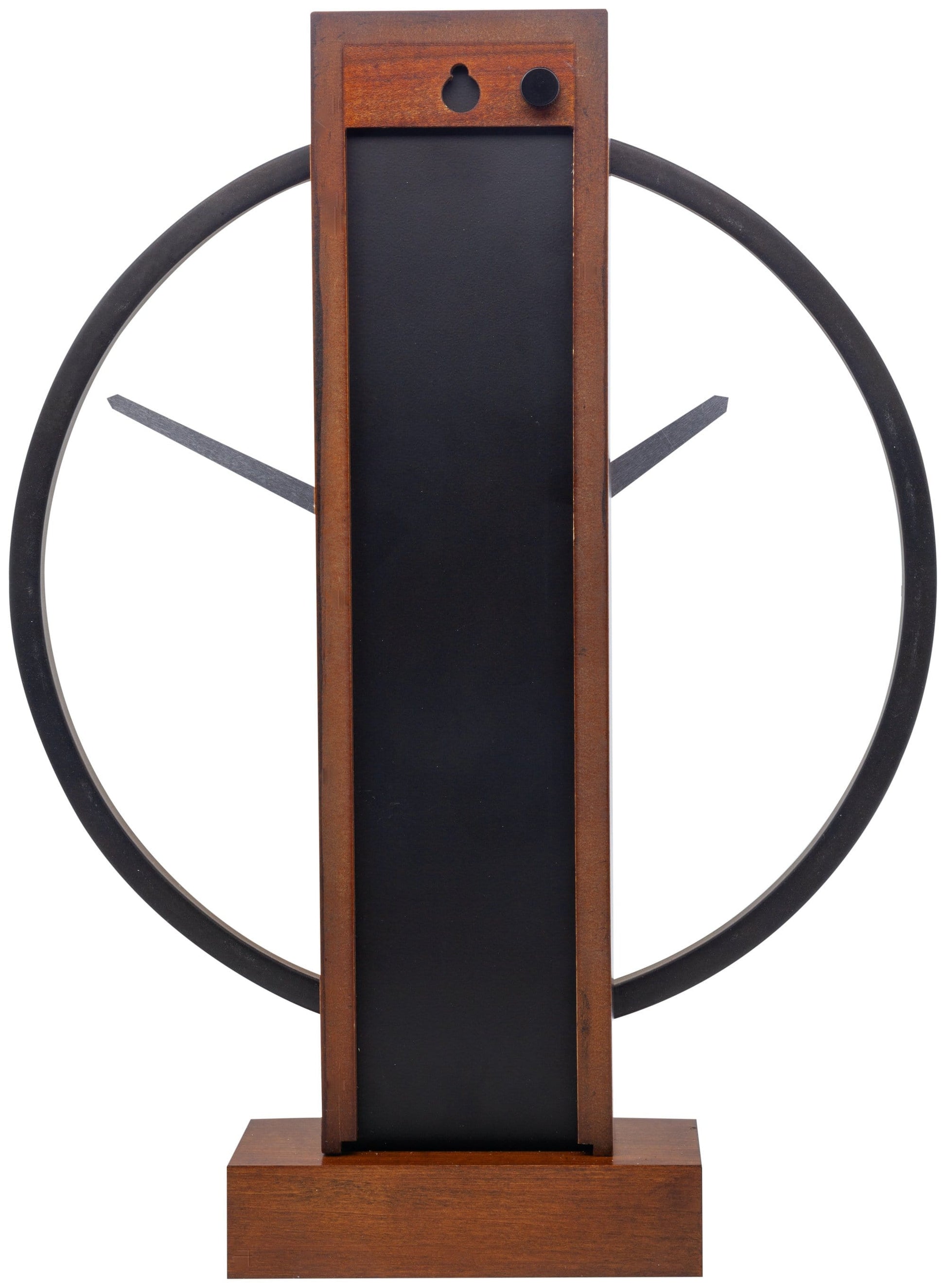 {
  "analysis": "Een minimalistisch interieur met houten vloer in houten vloer in houten vloer in ho
