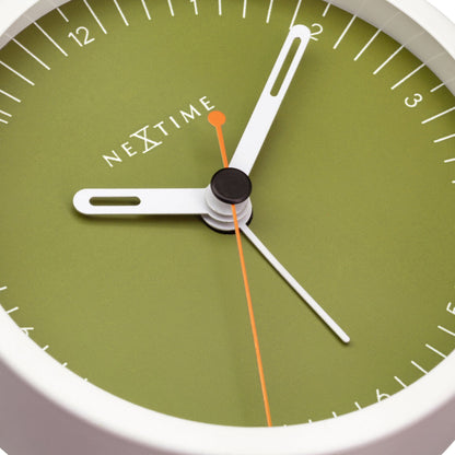 Comnox - Small Table Alarm Clock - Tijdloos Design - Stil en Licht - 9x9x7,5cm - Koperkleurig - Minimalist