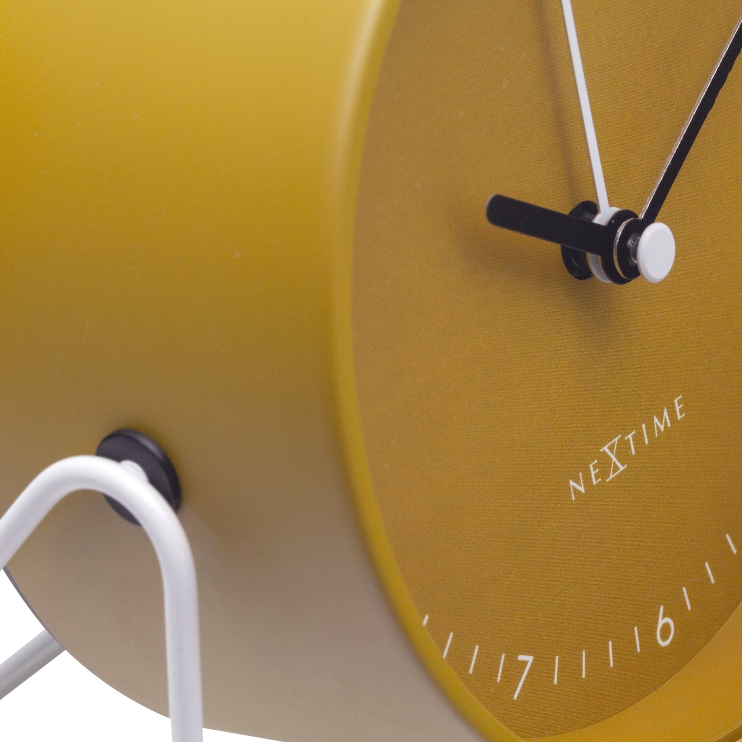 Comnox - Berlin Table Alarm Clock - Rusteloze nachten zonder geluid - Comfortabel en veilig - 14x13x7cm - Staal - AA batterij - Silent alarm