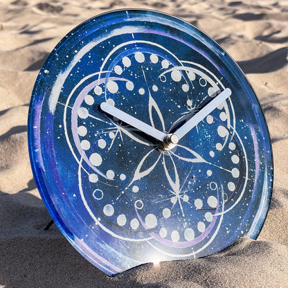 NeXtime Cosmo Table - Stille klok met kosmisch design - 20cm Indigo