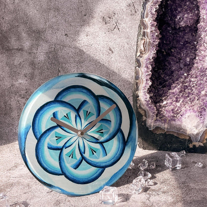 NeXtime Cosmo Table - Stille klok met blauw design - 20cm