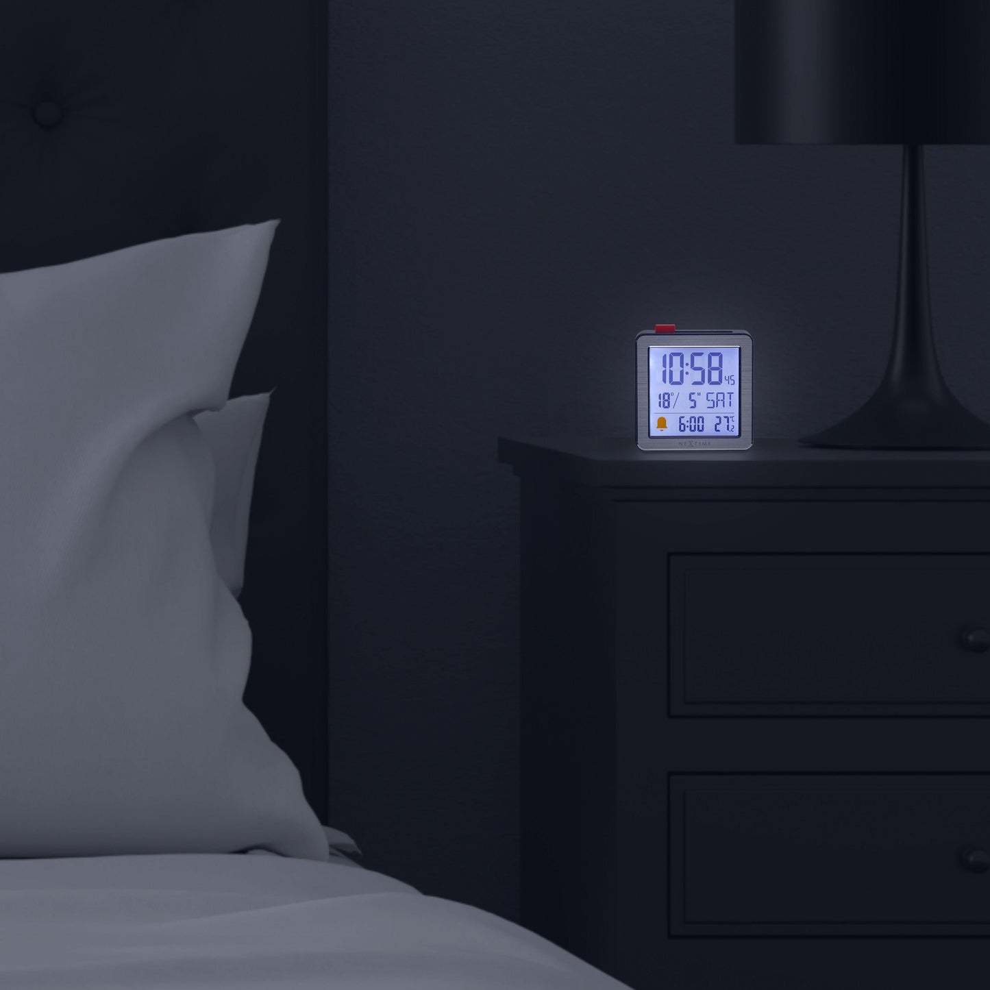 Comnox - NeXtime - Digitale Klok met Alarm en Temperatuursensor – Compact en Stil – 6x6,4x2,1cm – Metal/ABS – Zwart/Wit