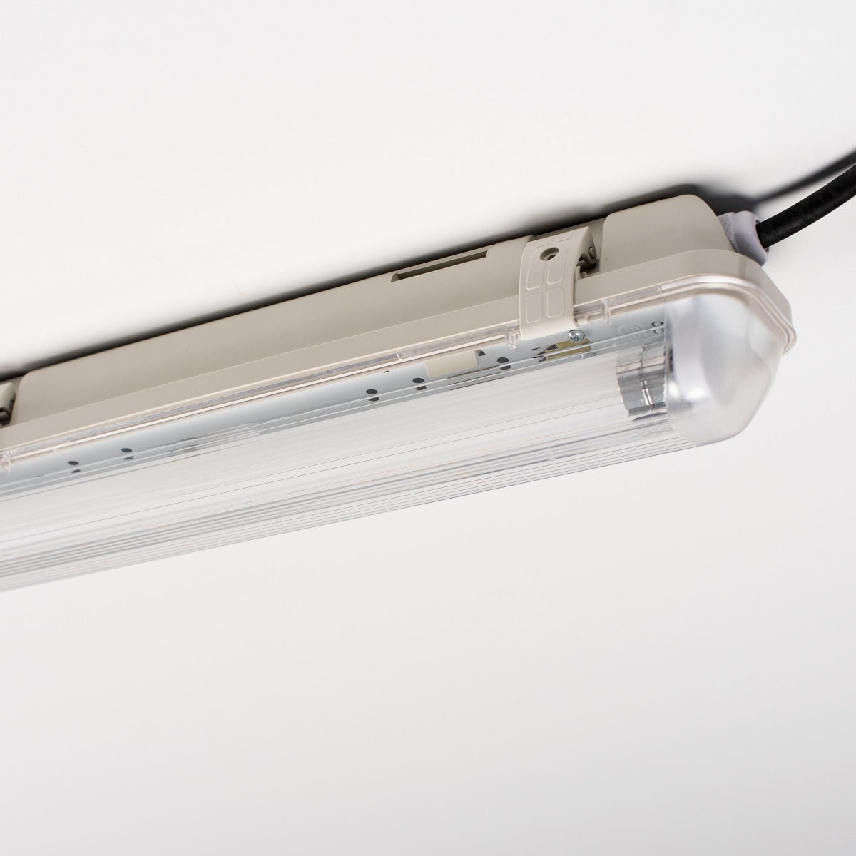 Comnox - LED's Light - Bewegingssensor TL-armatuur – Automatisch licht – IP65 waterdicht – 120 cm – 2100 lm – LED verlichting