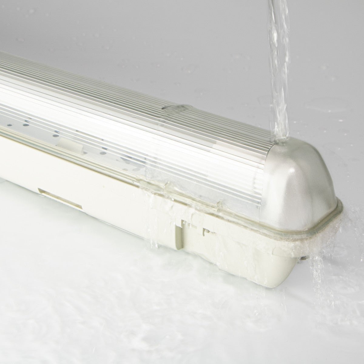 Comnox - LED's Light - Bewegingssensor TL-armatuur – Automatisch licht – IP65 waterdicht – 120 cm – 2100 lm – LED verlichting