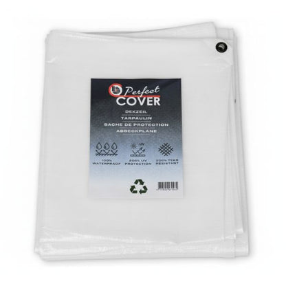 Een wit, transparant dekzeil van Perfect Cover, gemaakt van waterdicht tarpaulin met UV- en scheurbestendigheid, geschikt voor het beschermen van tuinmeubilair en zonnepanelen.