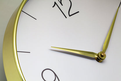 NeXtime Finesse Wandklok - Stille loopwerk - 30.5 cm