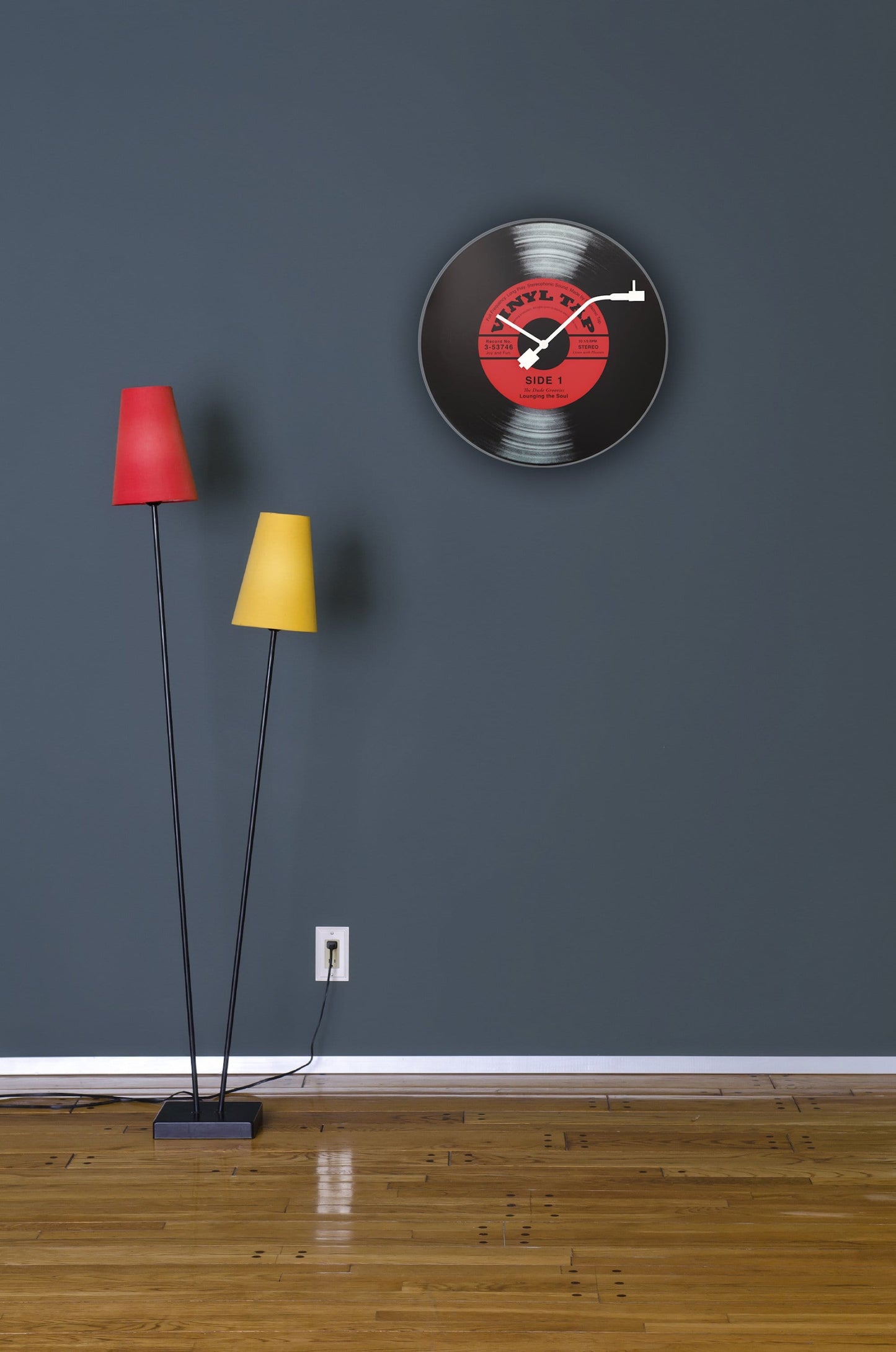 NeXtime Vinyl Tap - Retro Wandklok met LP Design - 43 cm Glas
