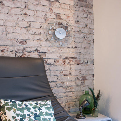 NeXtime Classy Round - Stijlvol en Stil - Glas & Metaal 30 cm
