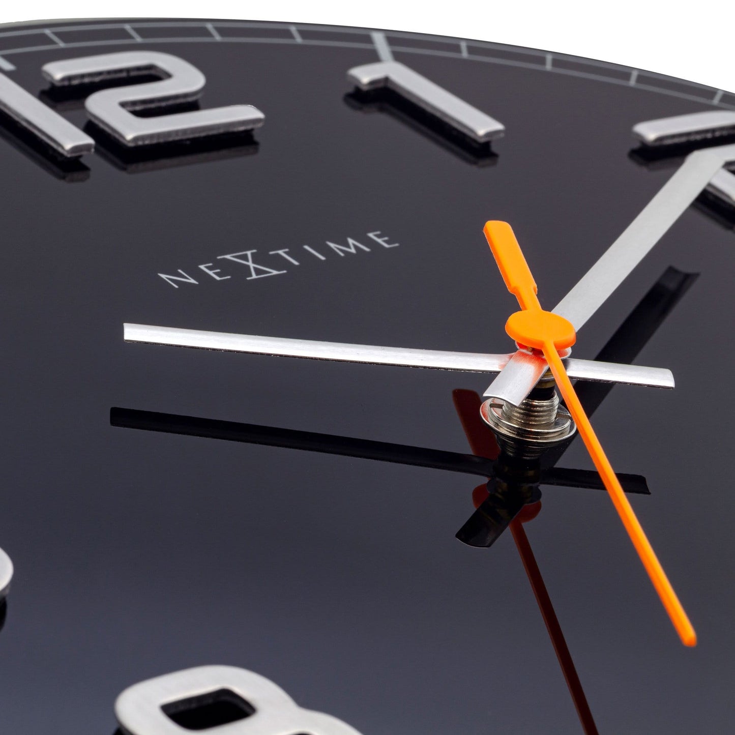 NeXtime Classy Round - Stijlvol en Stil - Glas & Metaal 30 cm