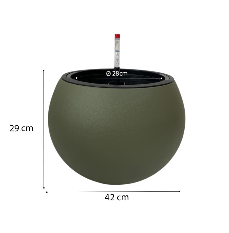 Groene, bolvormige koffiezetapparaat met zwart randje en een rode dop op de stijl, geschikt voor moderne koffiezetapparaten en koffiezetapparaten voor thuisgebruik.