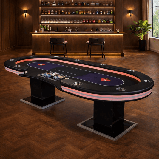 Een zwart poker-tafel met roze LED-verlichting en een paarse speelvlak met harten. Grote, glanzende poten en ingebouwde chipbakken voor comfortabel spelen.