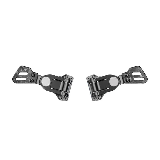 Zwart carbonvezel motorfietsen zadelbeugels met zilveren schroefkoppen, geschikt voor sportieve motorfietsen. Premium koolstofvezel constructie voor lichtgewicht en krachtige prestaties.
