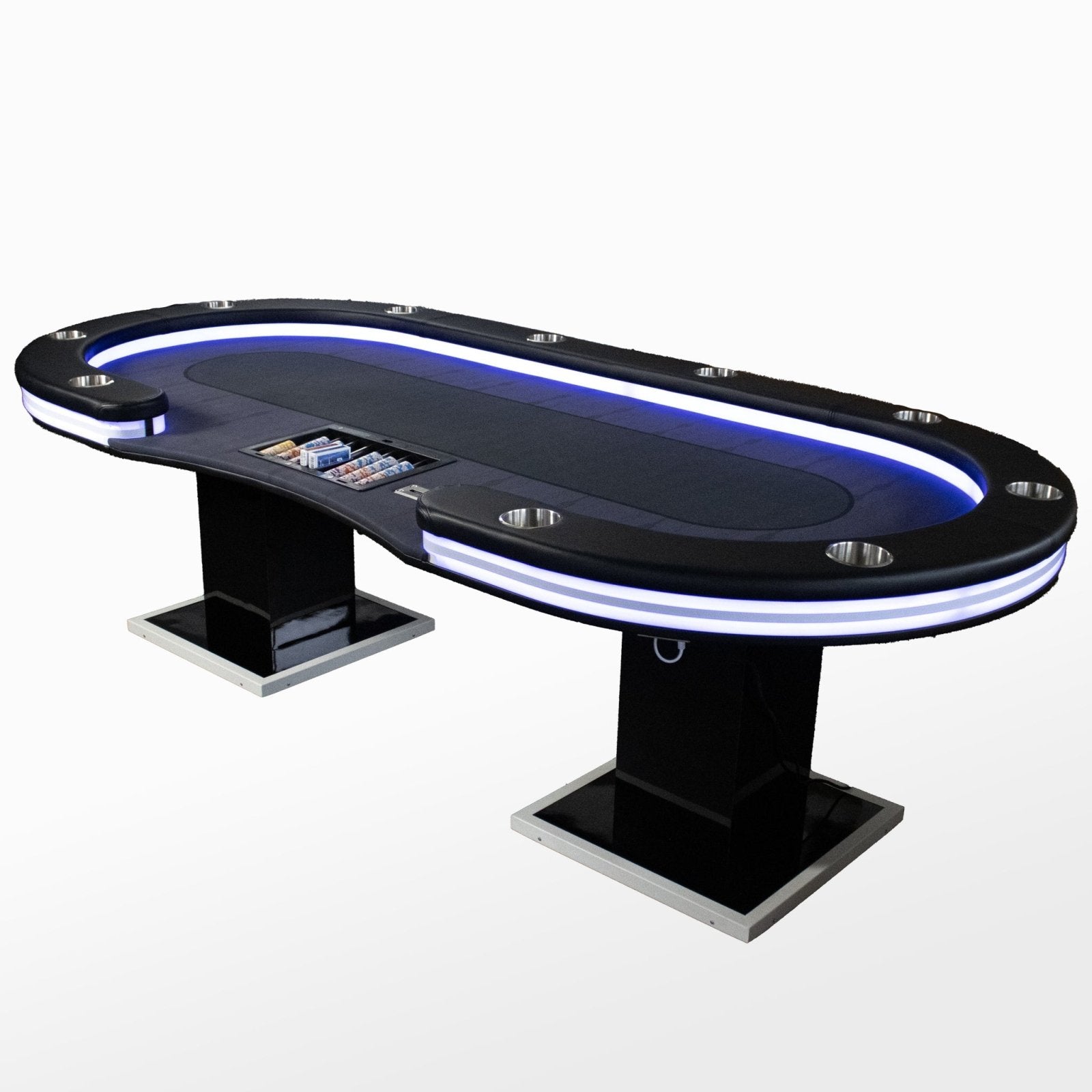 Een moderne, zwart glanzende poker-tafel met blauwe LED-verlichting langs de rand en ingebouwde kaartvakken. Geschikt voor professioneel of thuis gebruik in een casino-achtige setting.