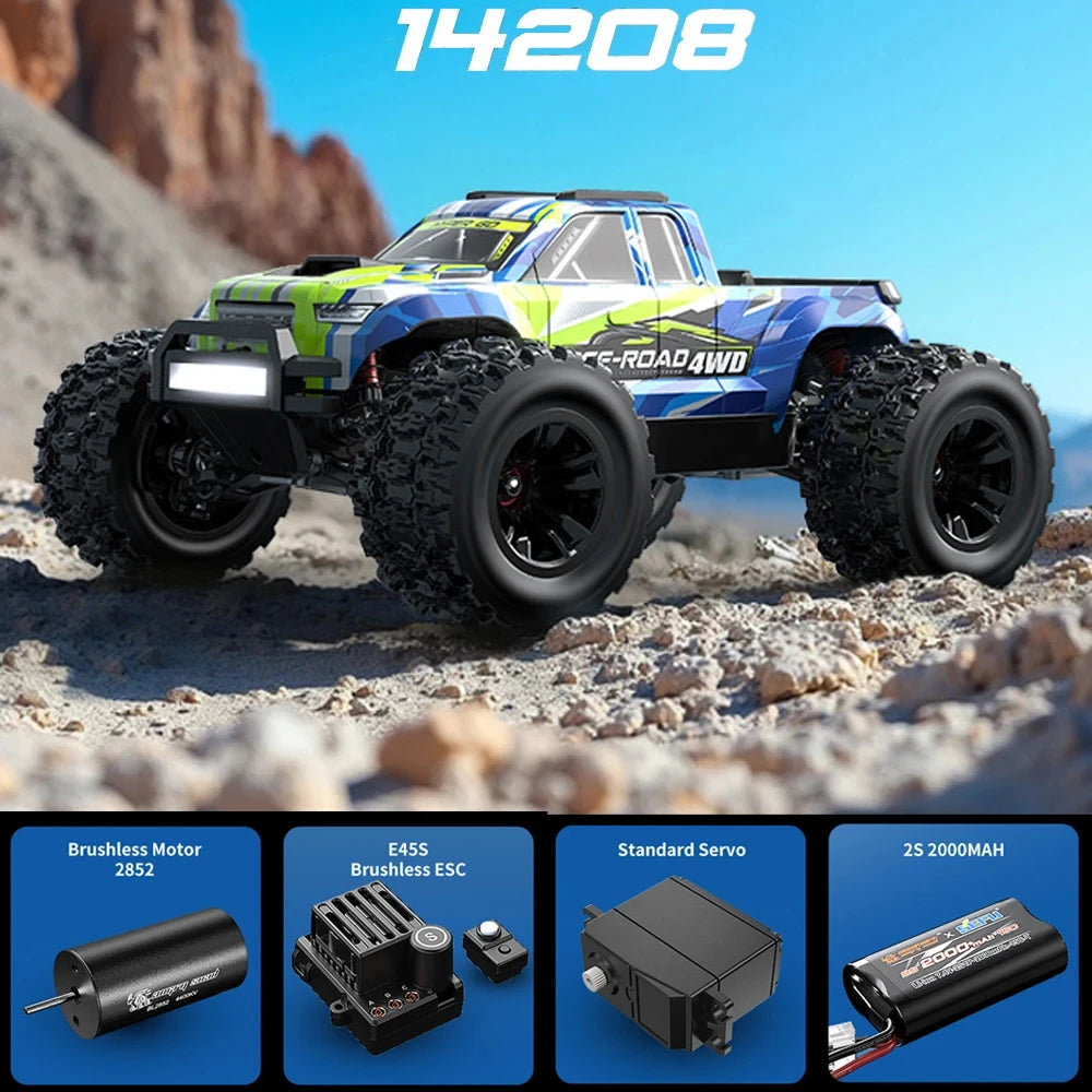 Grote, gele en blauwe off-road RC-buggy met zwarte banden en stuurwiel, uitgerust met licht en stuur, geschikt voor speelplein of terrein. Perfect voo