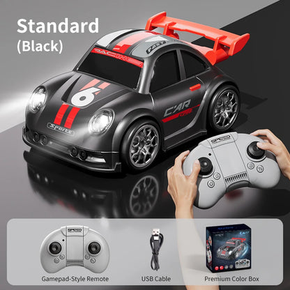 Zwart en witte raceauto’s met HD-camera’s voor live-uitzending, gestuurd via een draadloze controller met scherm. Perfect voor kinderen die racen en s