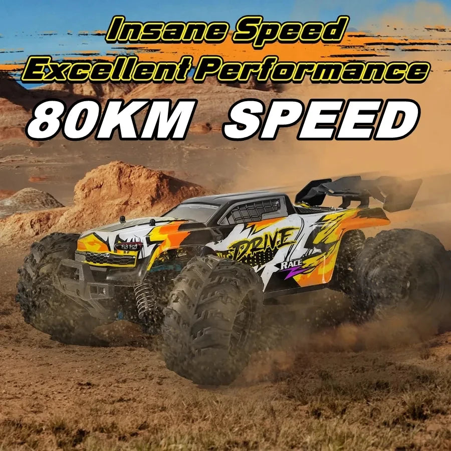 Een 1:16 schaal RC monstertruck met zwarte en roze lichaam, grote terreinbanden en blauwe LED-verlichting, ontworpen voor speelgoedraces op zware terr