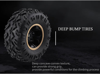 ZWN Rock climber, een zwarte 4WD RC-afstandbediening met goudkleurige velgen en zichtbare schokdempers, geschikt voor off-road avonturen en steile hel