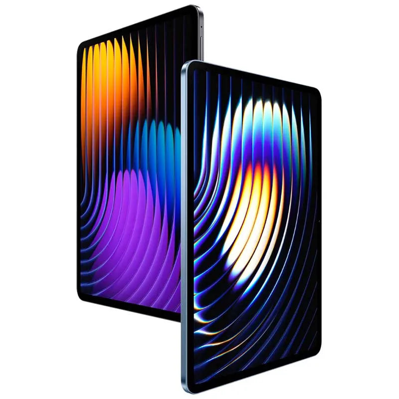 Zwart Xiaomi Pad 7 Wifi met kleurrijke schermachtergrond, drie camera’s op de achterkant en zichtbare RAM/ROM-opties. Geschikt voor multimedia en prod