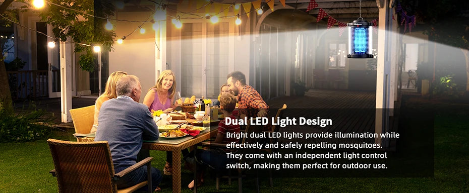Minimoon Dual LED buitenslager met blauwe elektrische bliksem, zwart metaallichaam en zichtbare insecten. Effectief tegen muggen en vliegen in tuinen 