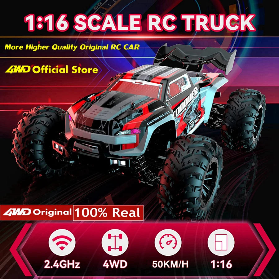 Zwart en roze RC monstertruck met grote, modderige banden en blauwe LED-verlichting, in actie op een stoffige terreinbaan. Geschikt voor extreme terre