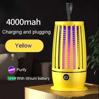 Zwart elektrische muggenkiller met paarse UV-verlichting en 3000V stroom, geschikt voor binnenruimtes. Effectief tegen muggen en andere insecten in sl