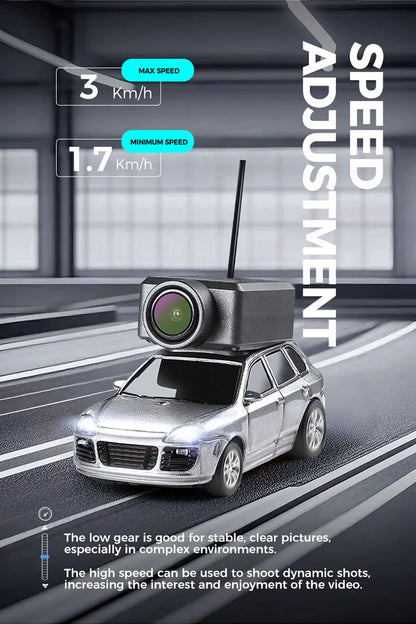 Zilveren, gele en roze 1/64 schaalmodelauto’s met zwarte camera’s en antennes op het dak, geschikt voor speelgoed- en collectie-gebruik. Perfect voor 