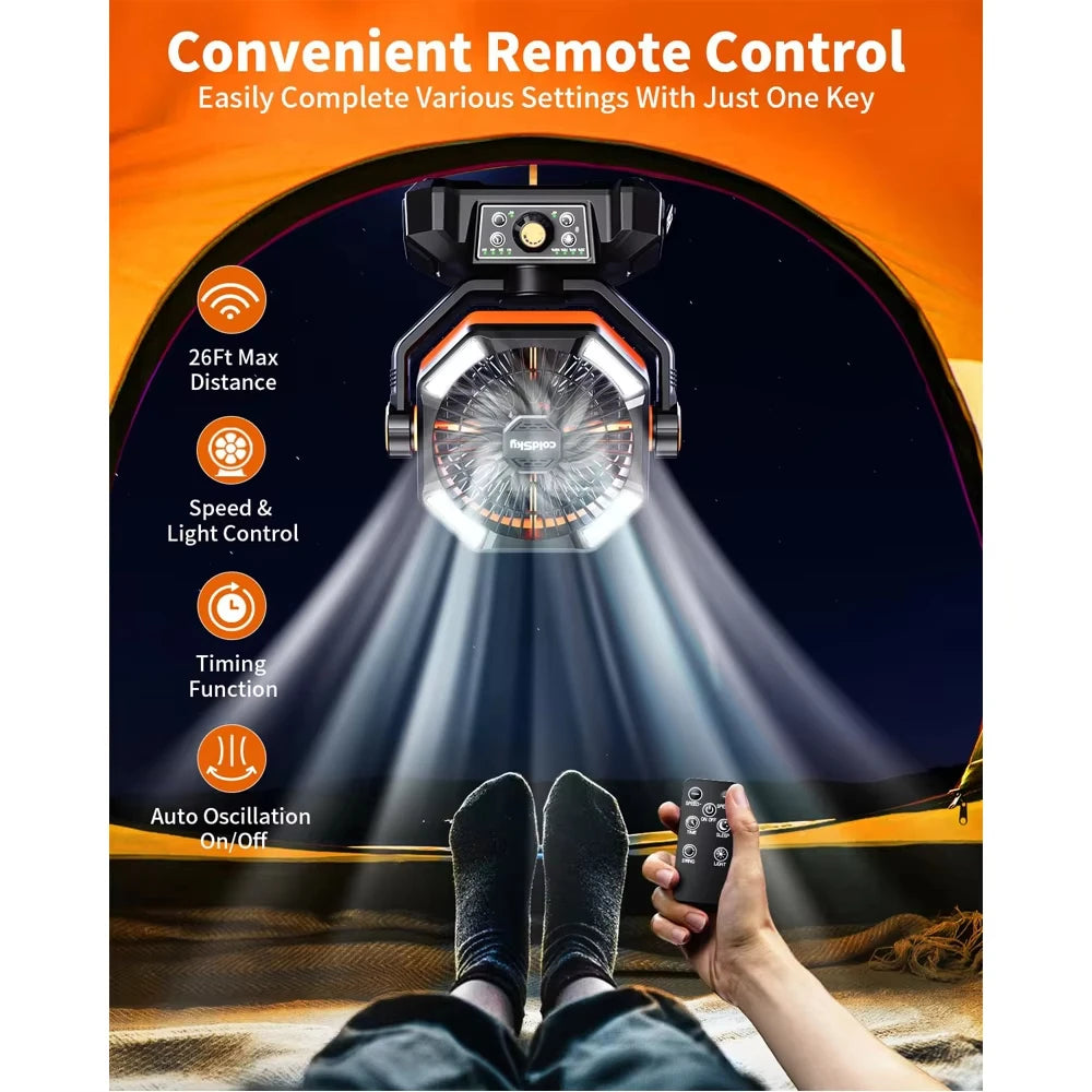 Zwarte en oranje outdoor camping ventilator met 4 LED-verlichting en draaibare standaard. Voorzien van intelligent remote control en 20000mAh batterij